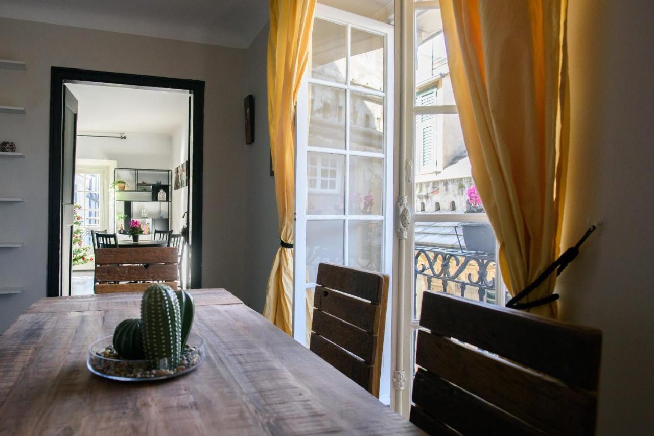 B&B Piccoli Leoni Genoa Bagian luar foto