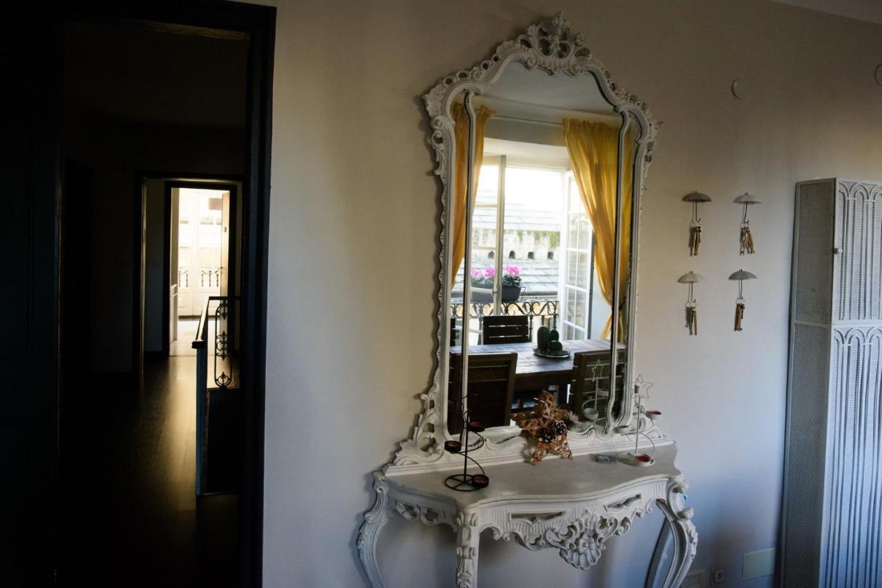 B&B Piccoli Leoni Genoa Bagian luar foto