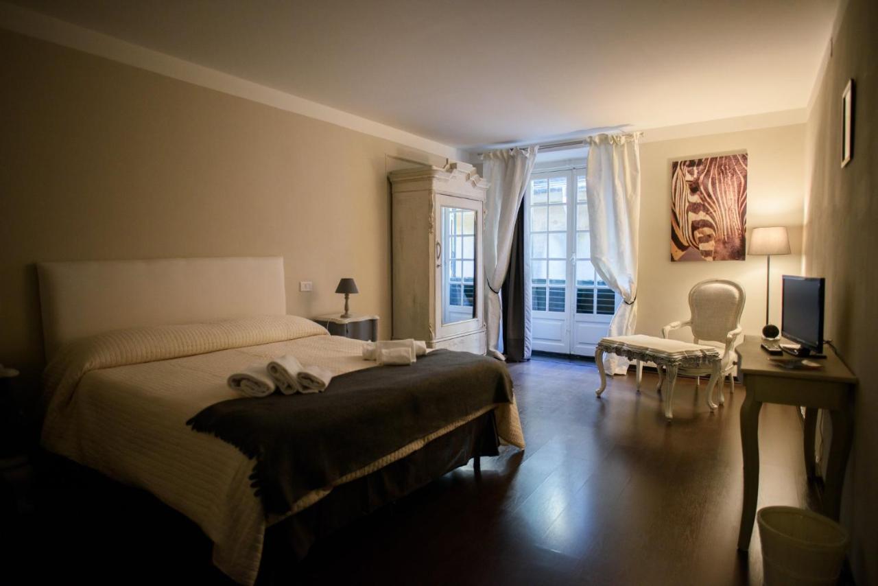 B&B Piccoli Leoni Genoa Bagian luar foto