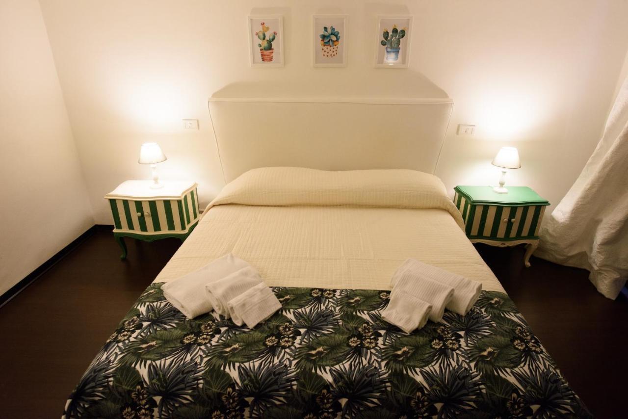 B&B Piccoli Leoni Genoa Bagian luar foto